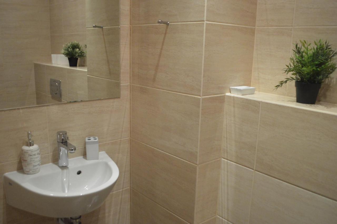 Dekart Arkadia Apartamento